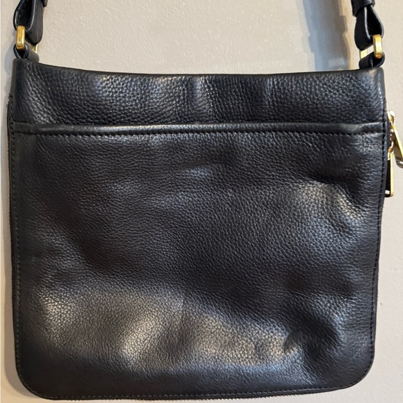 Elegant Fossil Black Leather Crossbody Bag - Picture 9 of 14